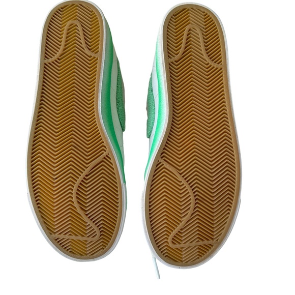 Nike Blazers Mid 77 Chenille Swoosh Green Fade - Picture 11 of 12